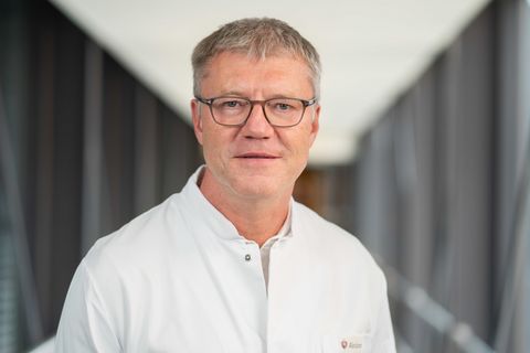 Chefarzt Dr. med. Ralf Tunn